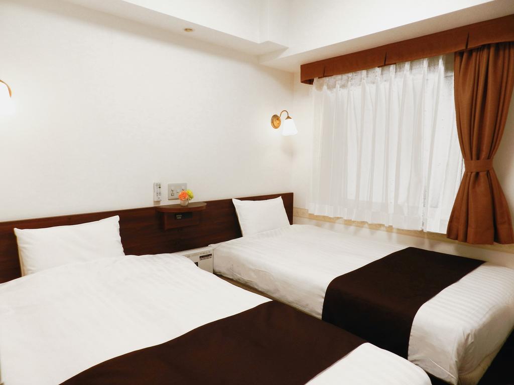 Hotel Check In Shimbashi Tokyo Bilik gambar