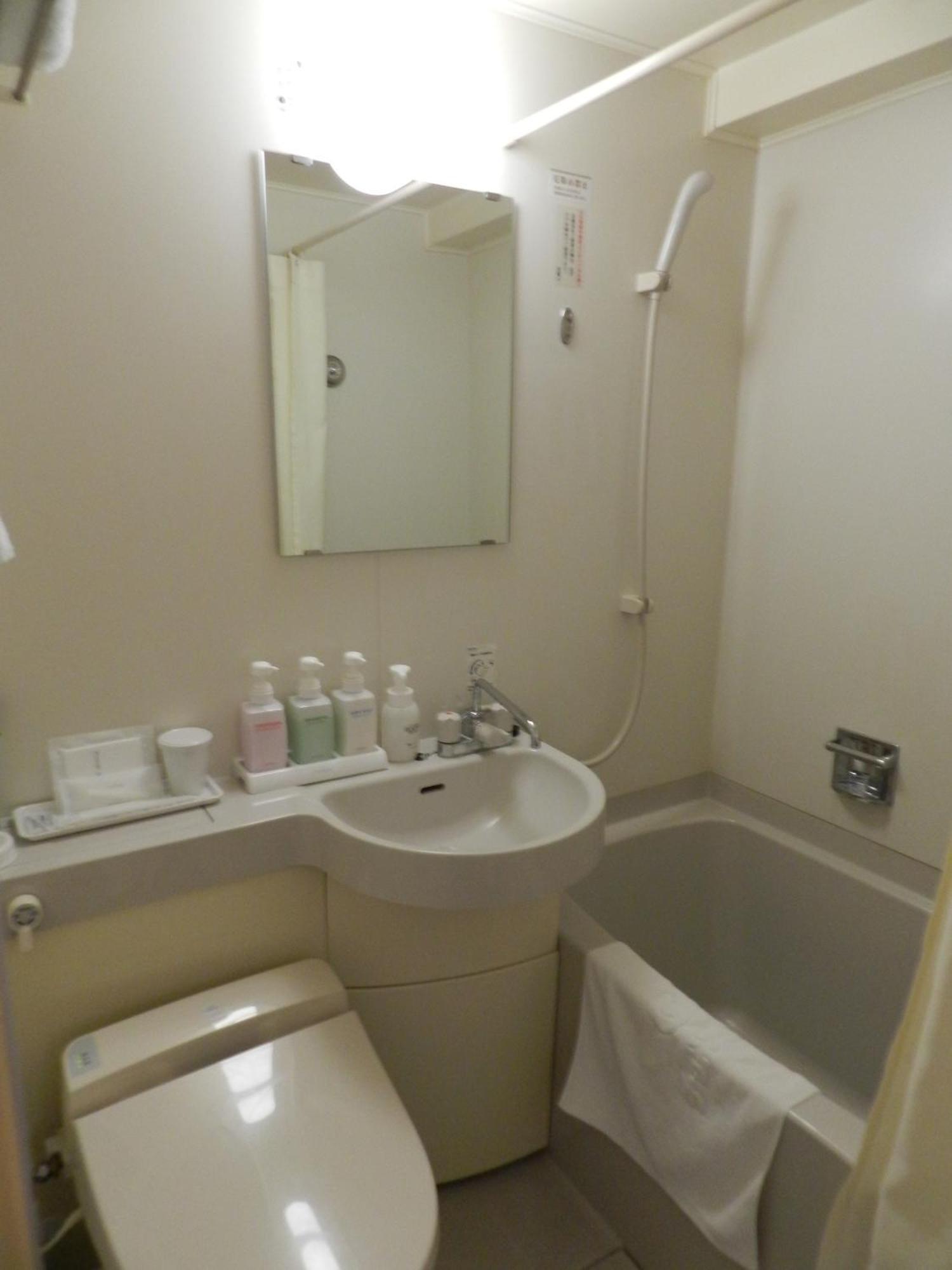 Hotel Check In Shimbashi Tokyo Luaran gambar